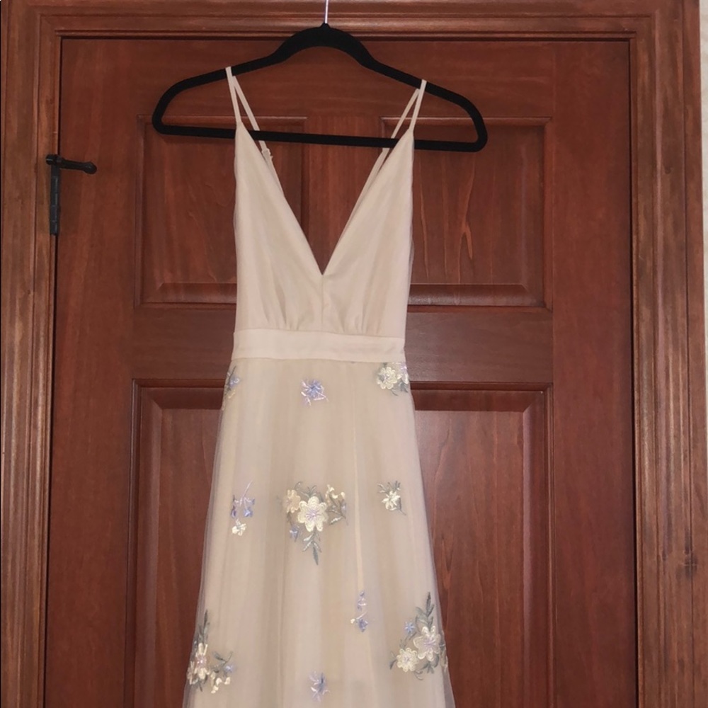 Lulus Lorenzo embroidered maxi dress - Picture 4 of 7